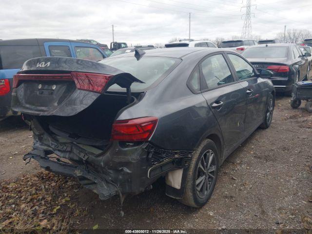 Kia Forte Lxs Image 6