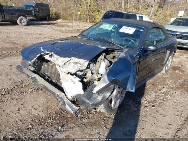 Ford Mustang Image 9
