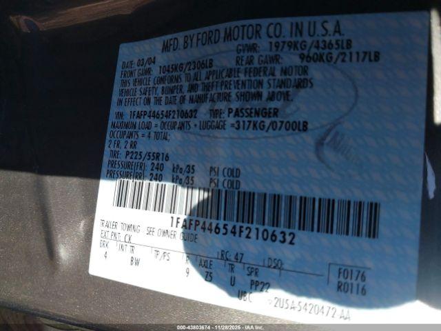 Ford Mustang Image 6