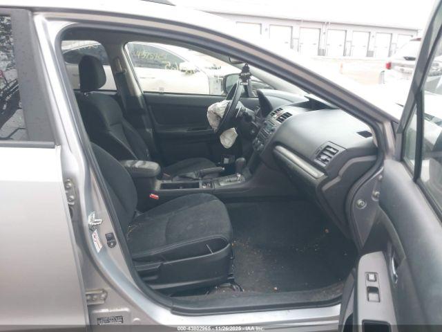 Subaru Crosstrek 2.0i Premium Image 2