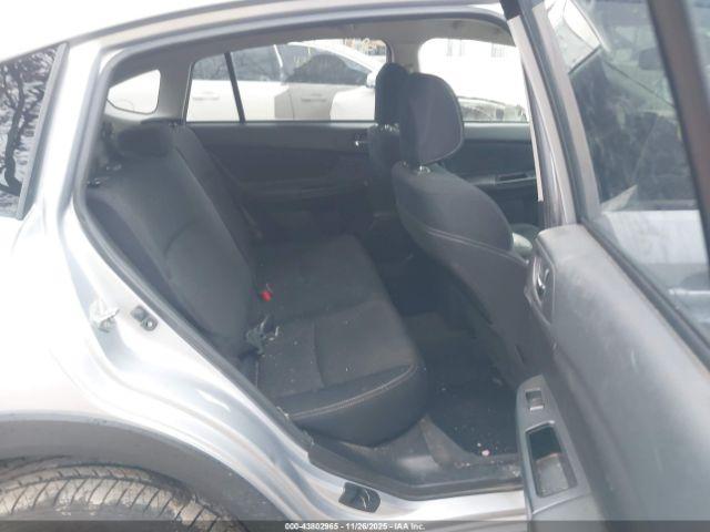 Subaru Crosstrek 2.0i Premium Image 5